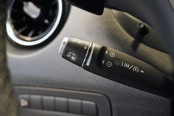 Mercedes-Benz Vito 119 13 of 27