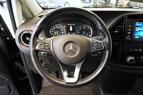 Mercedes-Benz Vito 119 12 of 27