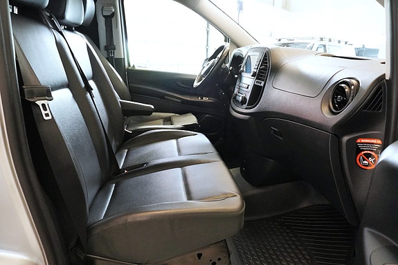 Mercedes-Benz Vito 119 21 of 29