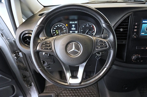 Mercedes-Benz Vito 119 13 of 29
