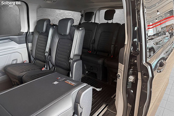 Ford Transit Custom 23 of 30