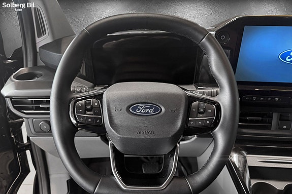 Ford Transit Custom 15 of 30