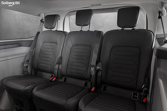 Ford Transit Custom 24 of 30