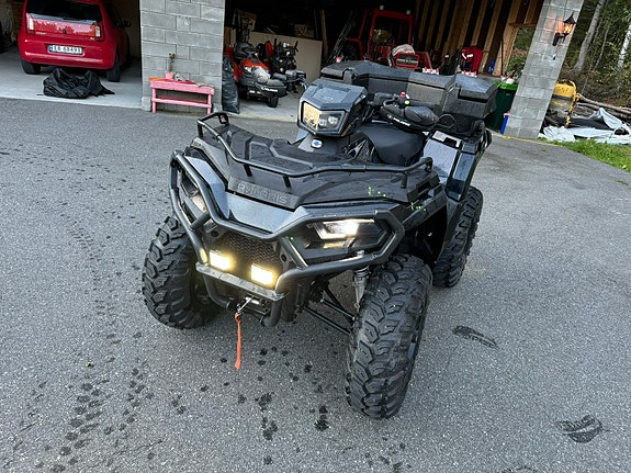 Polaris Sportsman 570 EPS 13 of 17