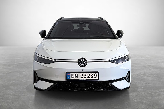 Volkswagen ID.7 3 of 5