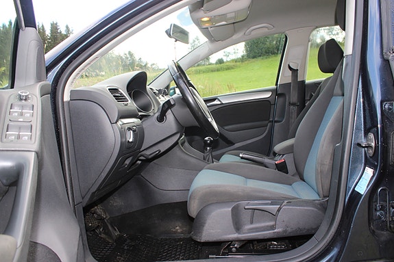 Volkswagen Golf VI 9 of 10