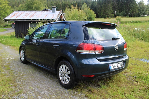 Volkswagen Golf VI 3 of 10