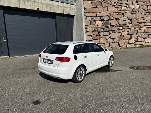 Audi A3 8 of 12