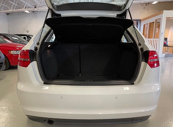 Audi A3 9 of 12