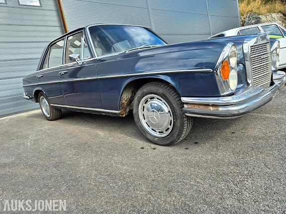 Mercedes-Benz S-Klasse 4 of 5