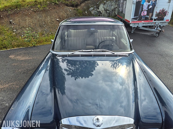 Mercedes-Benz S-Klasse 3 of 5