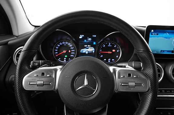 Mercedes-Benz GLC220 d 16 of 30