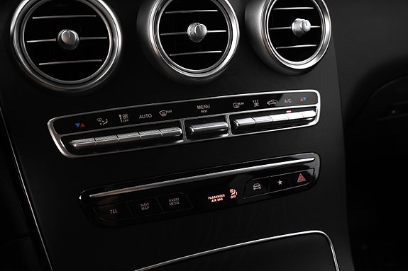 Mercedes-Benz GLC220 d 21 of 30