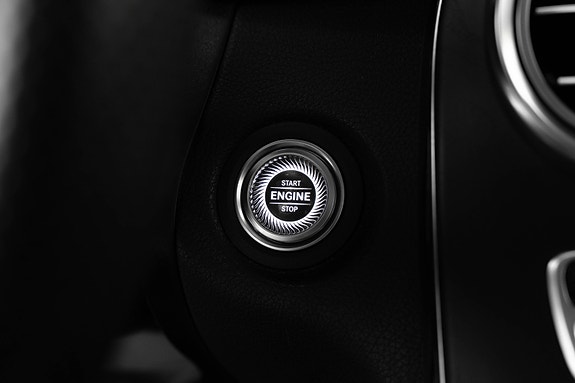 Mercedes-Benz GLC220 d 22 of 30