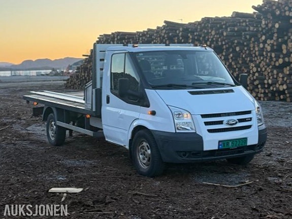 Ford Transit 2 of 5