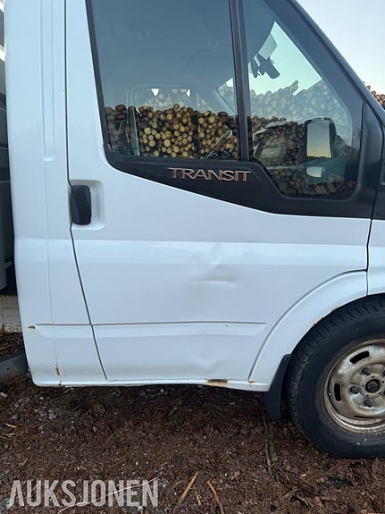 Ford Transit 5 of 5