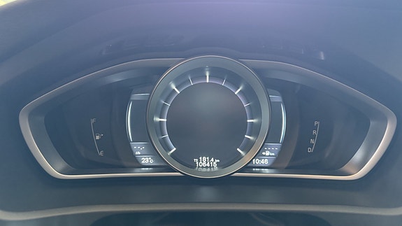 Volvo V40 14 of 15