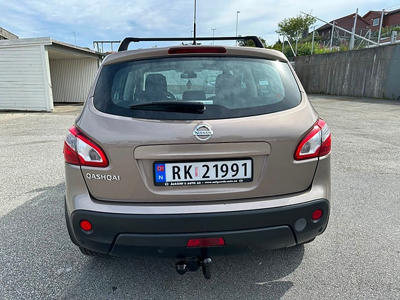 Nissan Qashqai 3 of 5