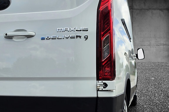 Maxus Deliver 9 12 of 30