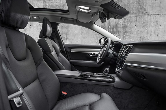 Volvo V90 22 of 26