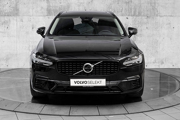 Volvo V90 3 of 26