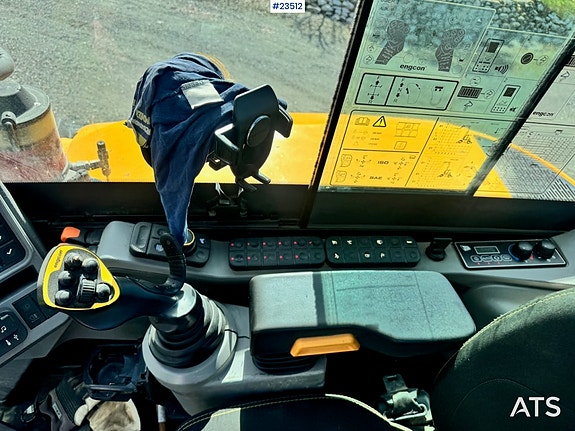 JCB HD110WT Hjulgraver m/ Rototilt - 4 skuffer - Klype - Pallegafler - Avretningsbjelke og 2023 Tipphenger! 22 of 30