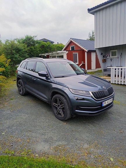 Skoda Kodiaq 2 of 5