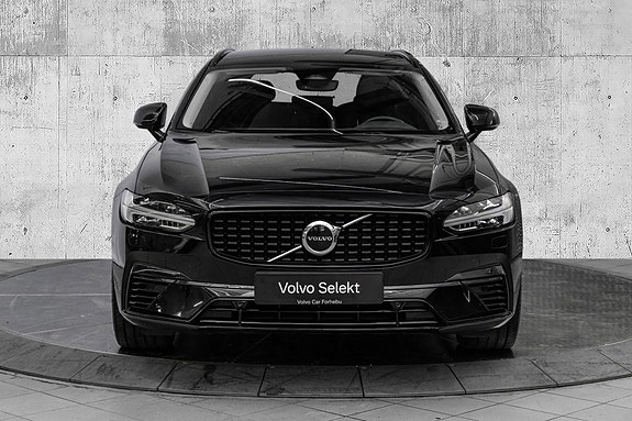 Volvo V90 3 of 30