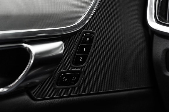 Volvo V90 22 of 30