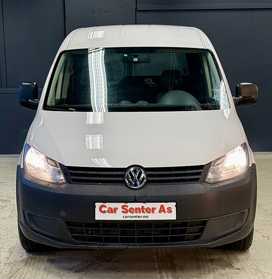 Volkswagen Caddy Maxi 2 of 5