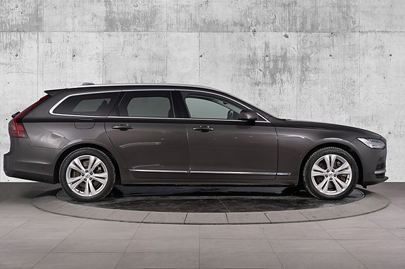 Volvo V90 11 of 30