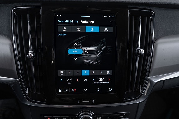 Volvo V90 26 of 30