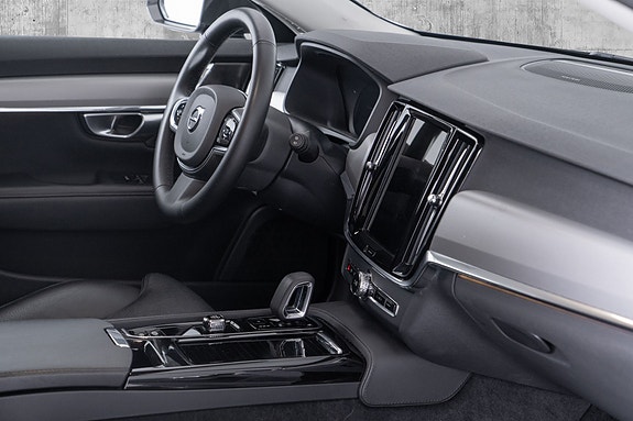 Volvo V90 18 of 30