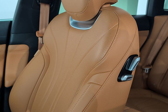 XPeng G9 23 of 30