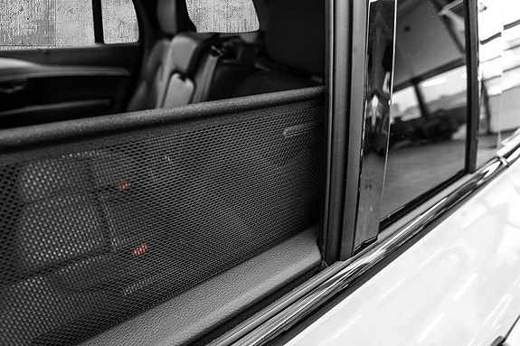 Volvo XC90 24 of 30