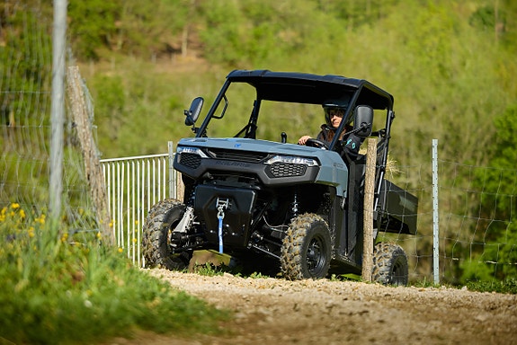 Polaris Ranger 500 2 of 5