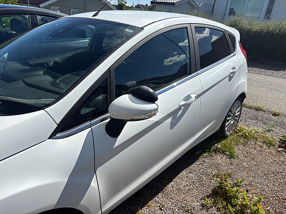 Ford Fiesta 5 of 5