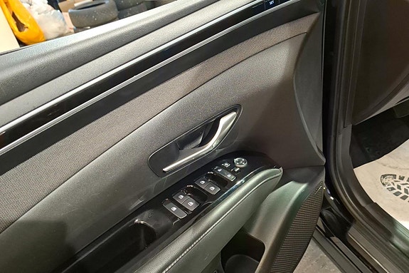 Hyundai Tucson 17 of 26