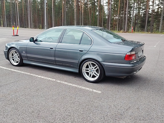BMW 535i 3 of 18