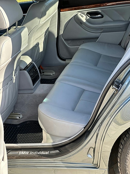BMW 535i 9 of 18