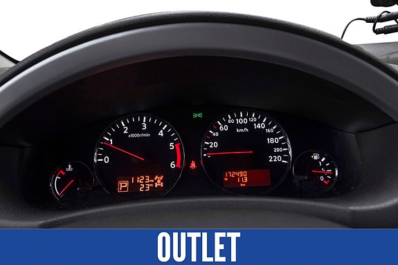 Nissan Pathfinder 17 of 27