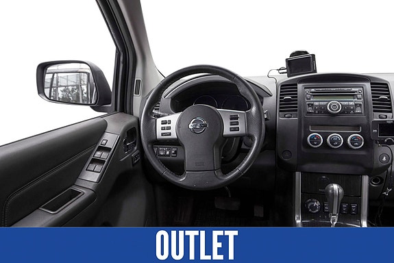 Nissan Pathfinder 24 of 27