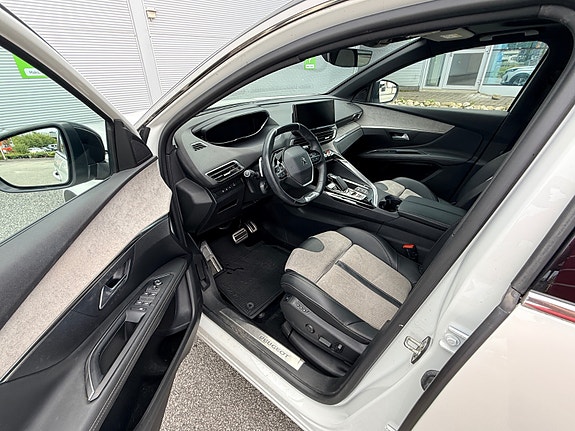 Peugeot 3008 14 of 30