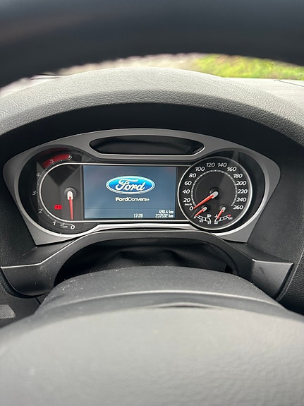 Ford S-MAX 4 of 5