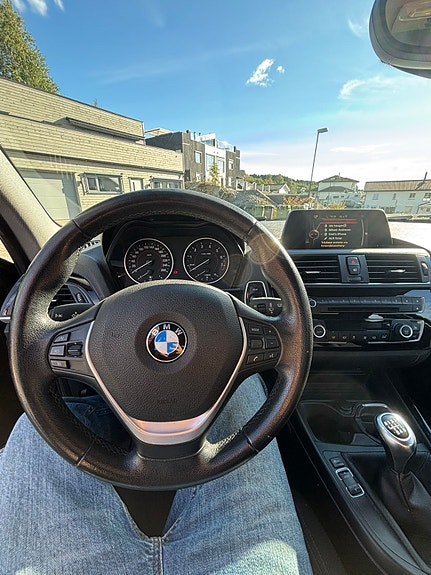 BMW 116i 10 of 15