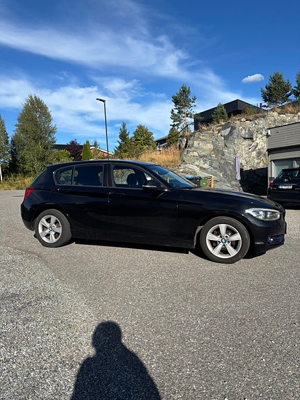 BMW 116i 4 of 15