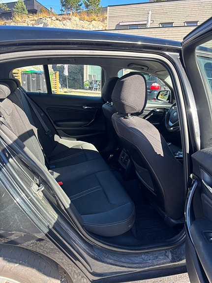 BMW 116i 14 of 15