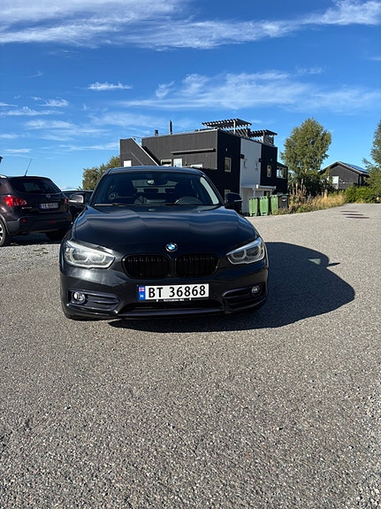BMW 116i 3 of 15