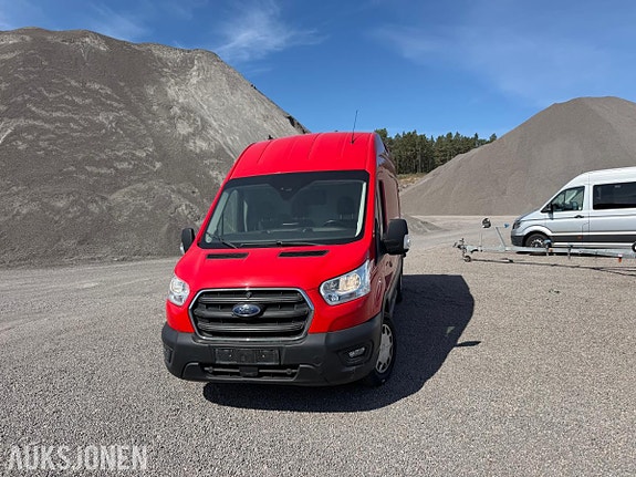 Ford Transit 3 of 5