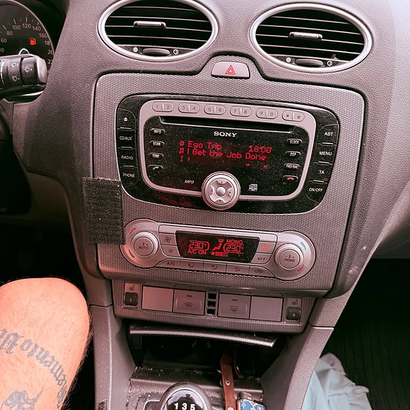 Ford Focus 2 of 10